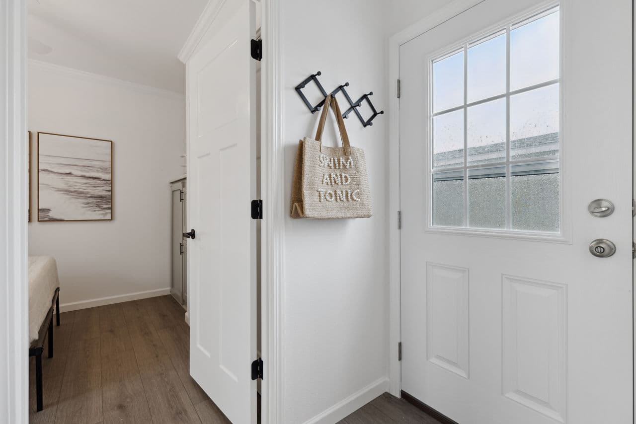 Calloway 239 exterior home features