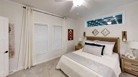 Mod4683z bedroom home features