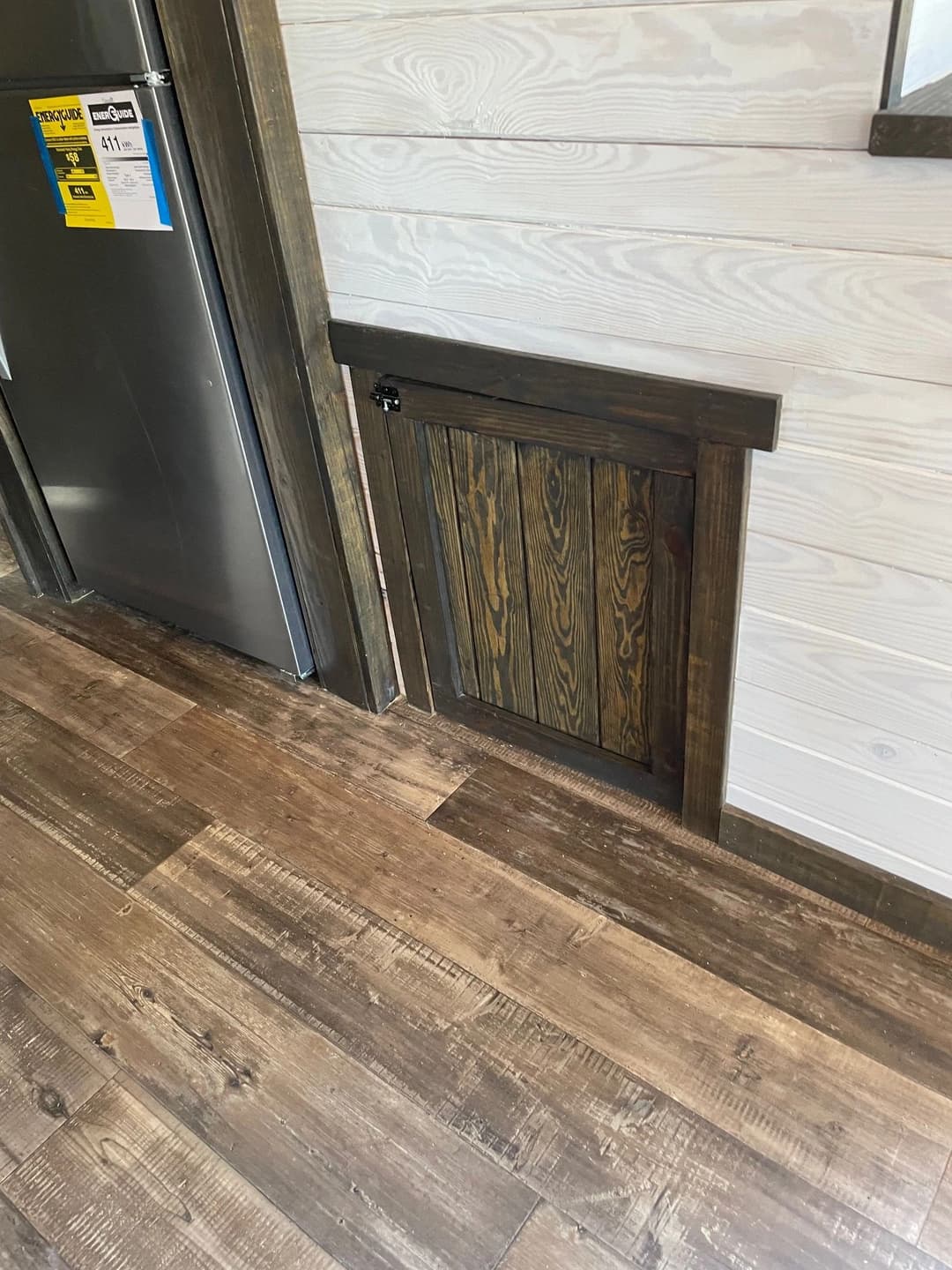 Evergreen cottage | 4b 105 interior home features