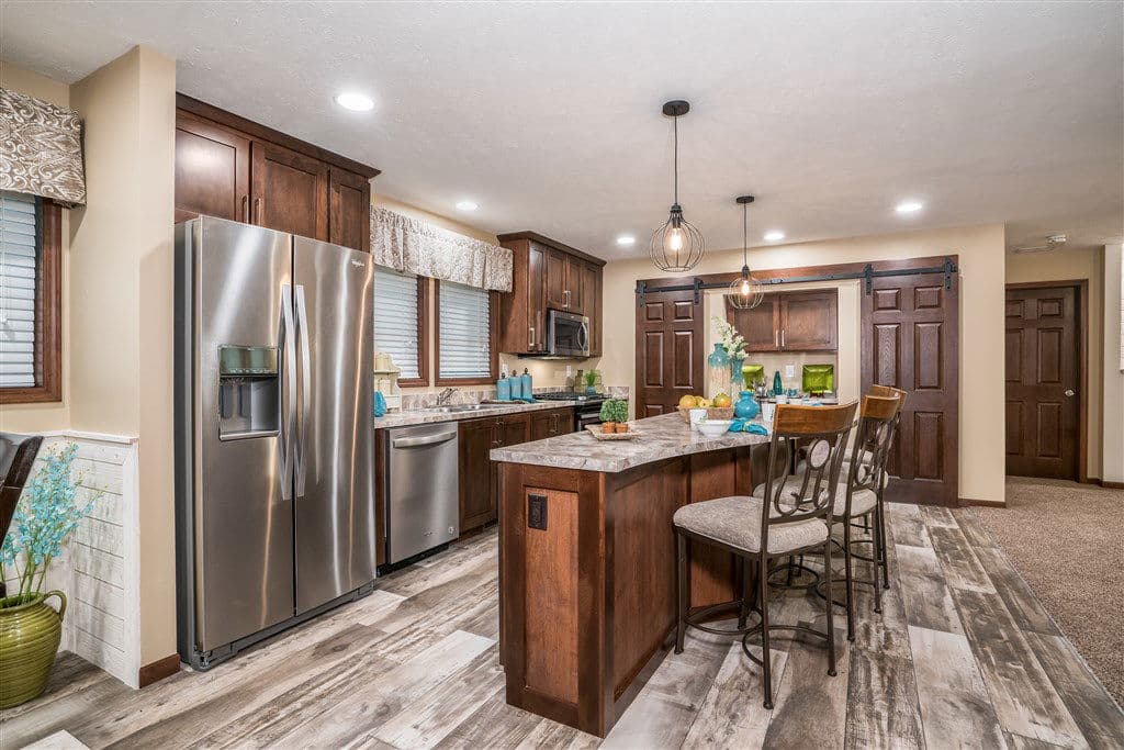 Limited 3 kitchen home features