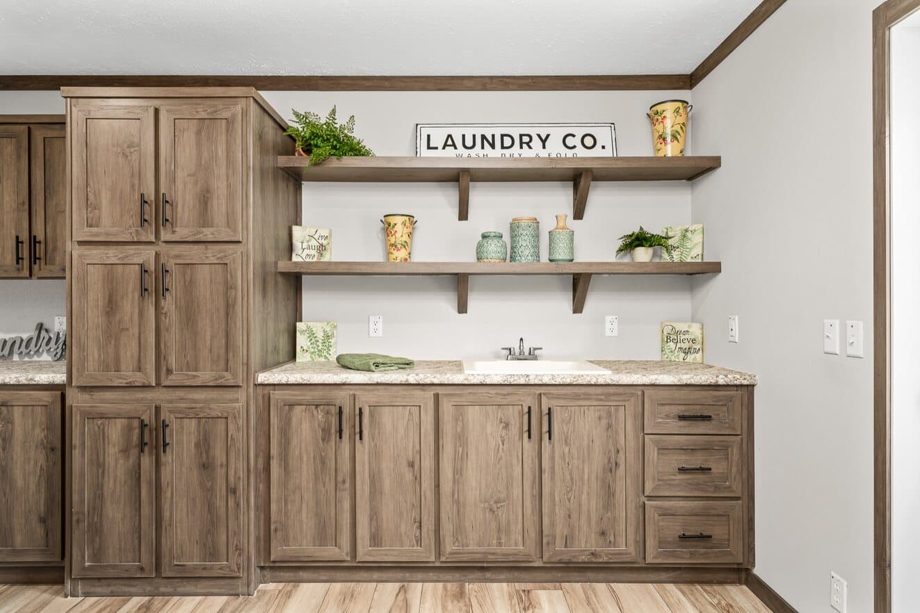 Warrior 32563f kitchen home features