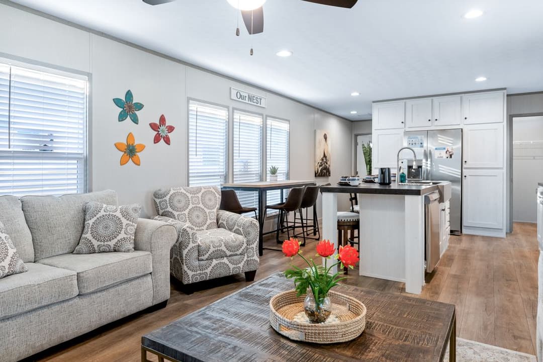 Resolution 16763x interior home features
