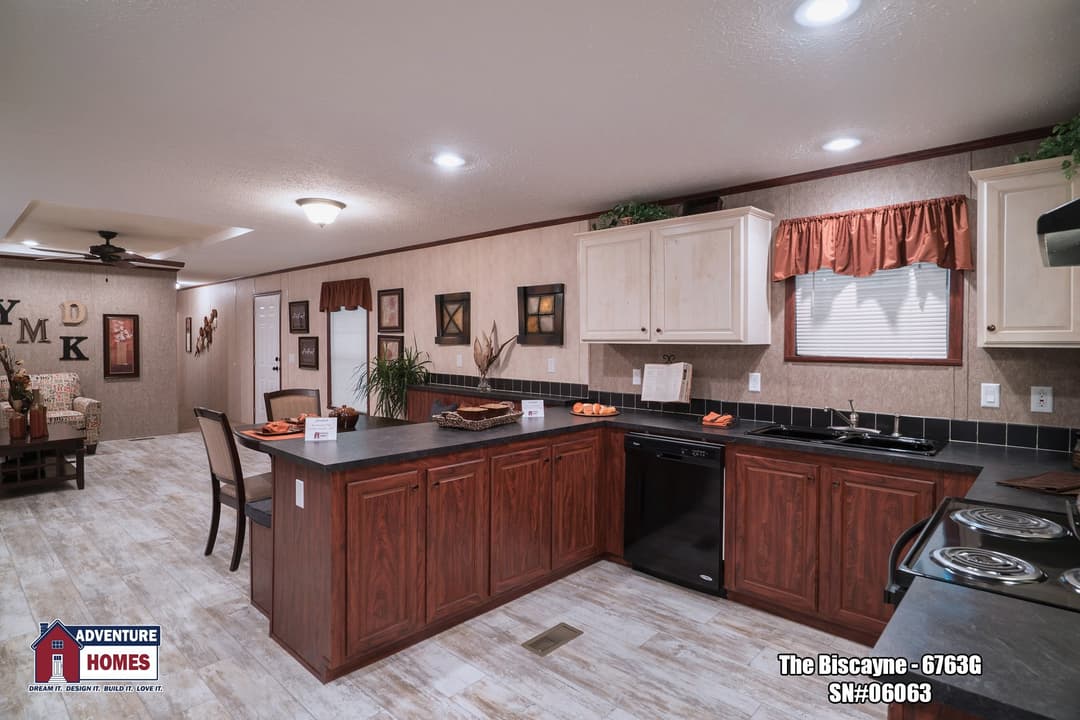 Biscayne | 6763g kitchen home features