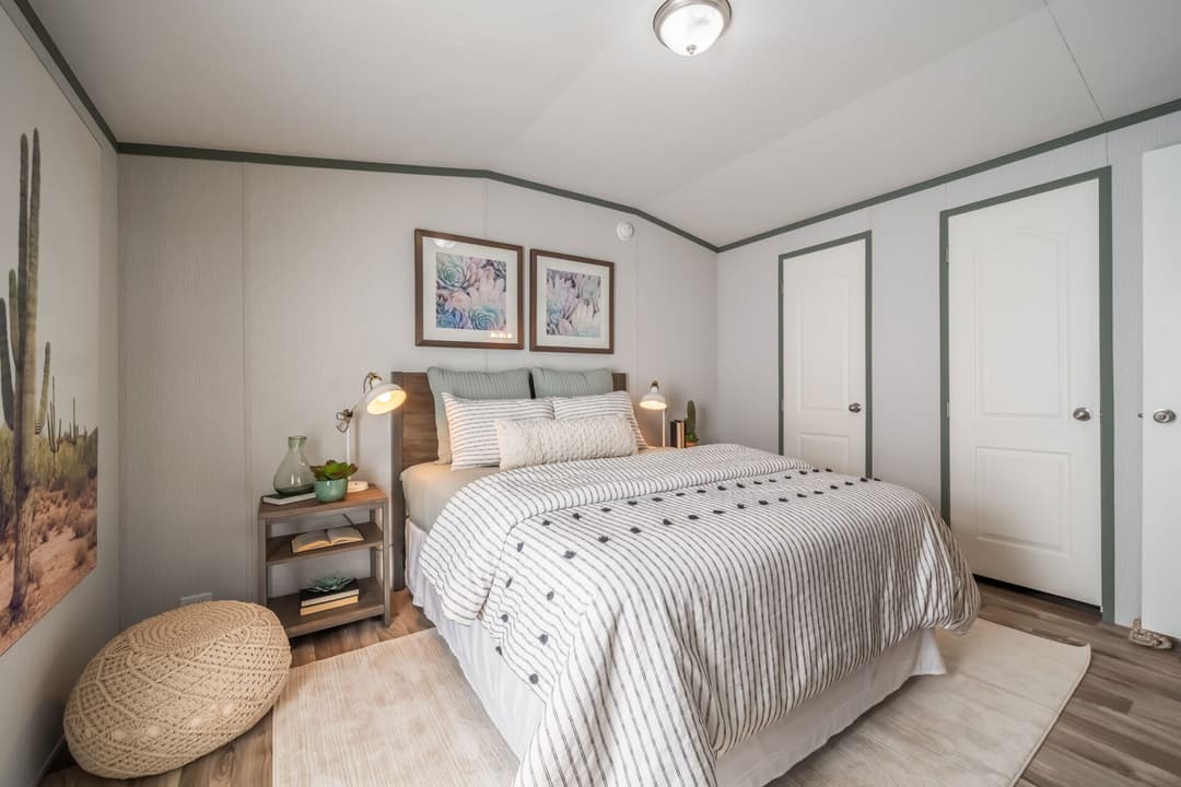 Singlewide s-16×64-32c shed bedroom home features