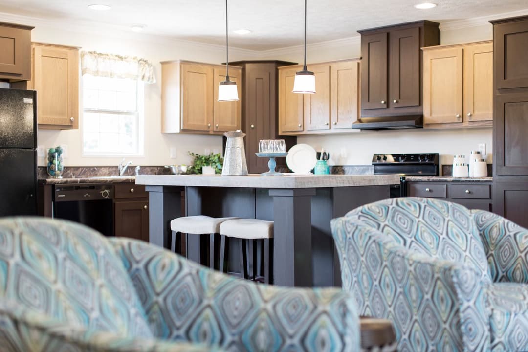 Woodbridge i interior home features