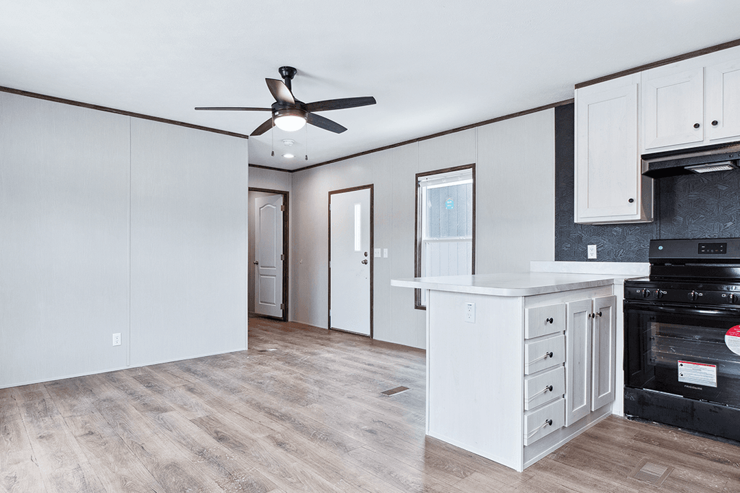 Homestead 16562a interior home features