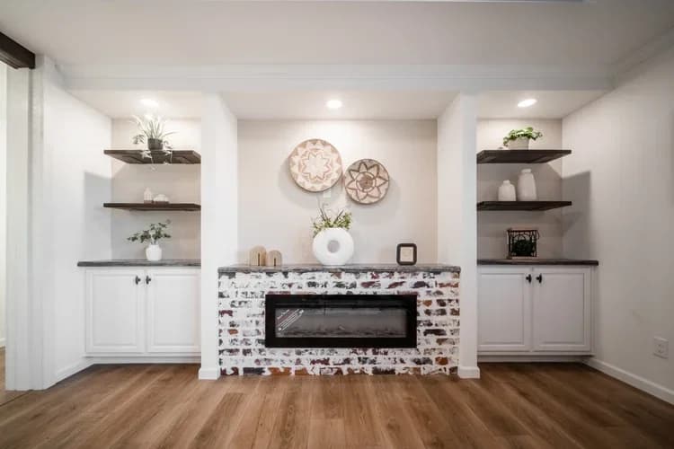 Wilson bend interior home features