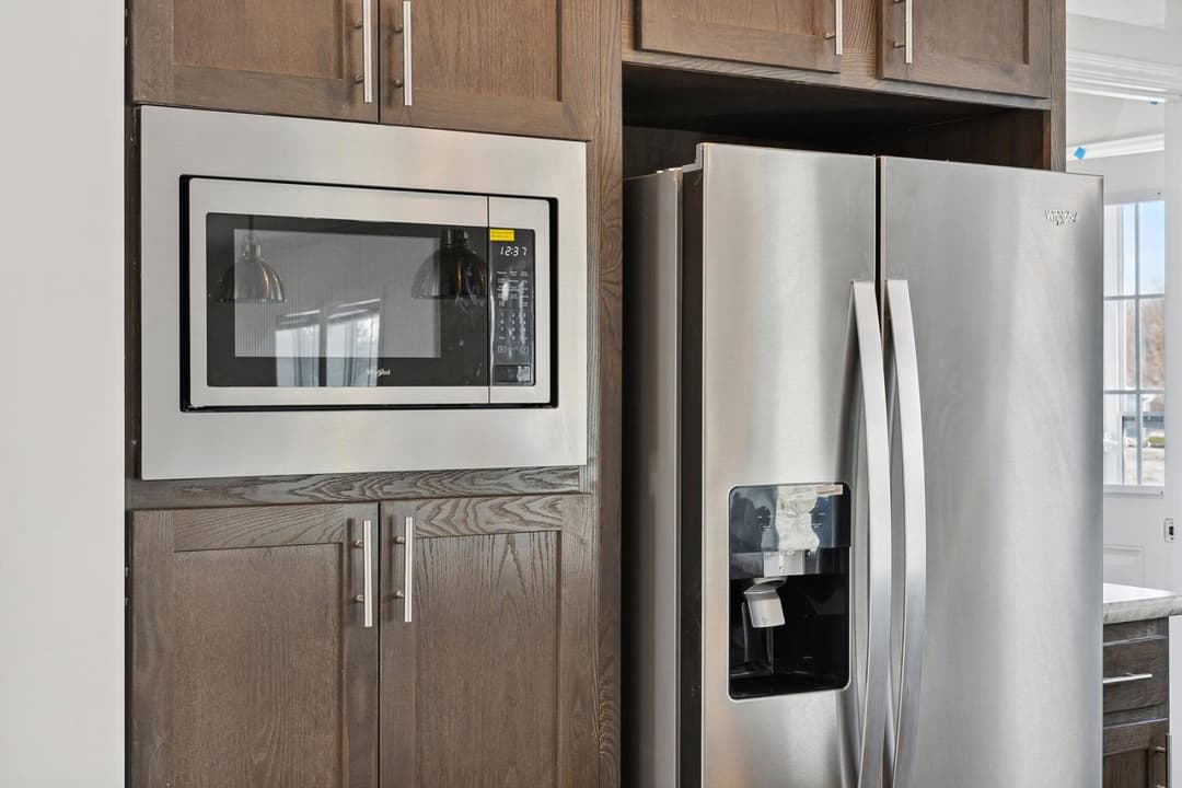 N600 kitchen home features