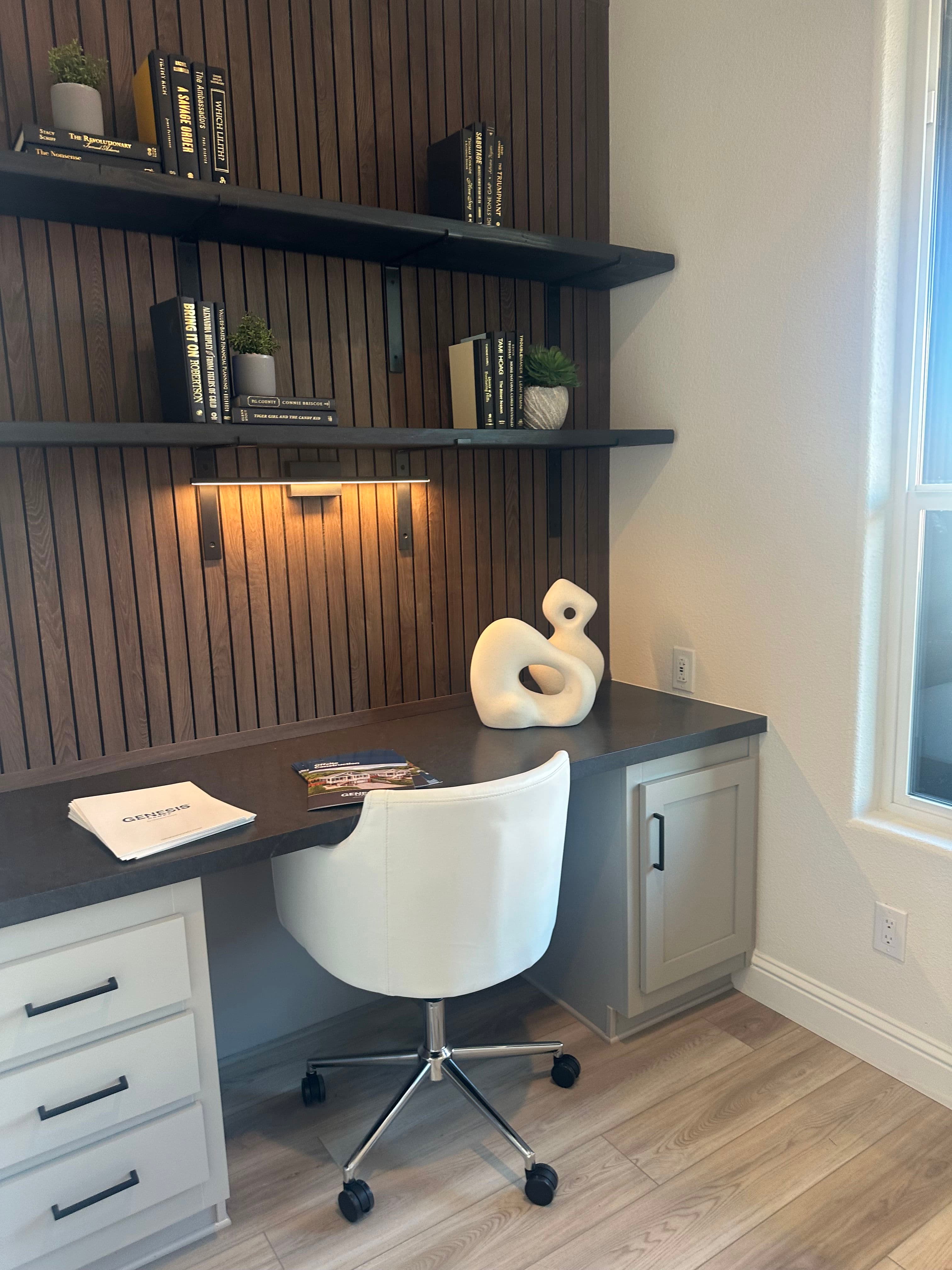 The calistoga interior home features