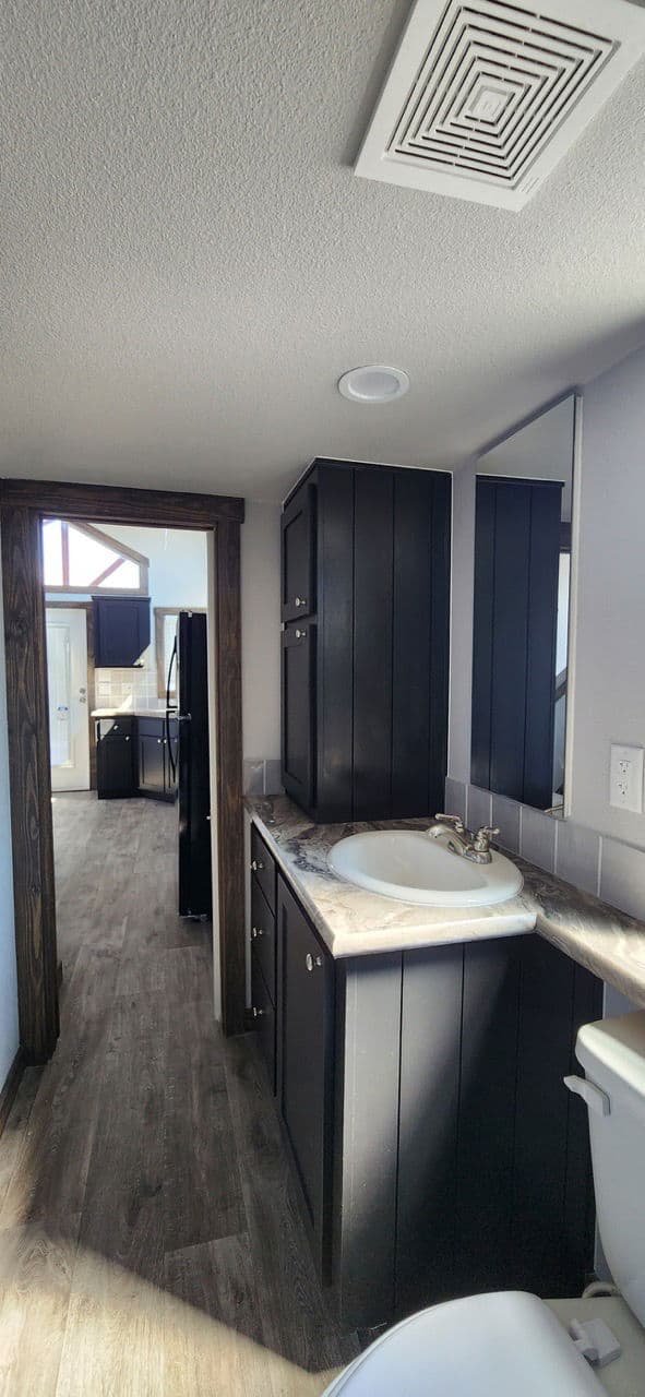 Cardinal bathroom home features