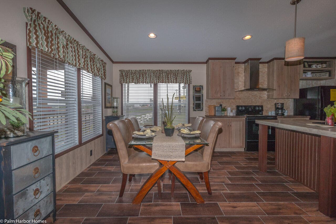 Great escape 30603g interior home features