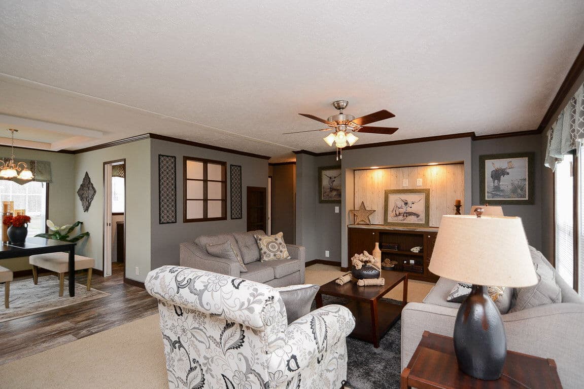 Velocity 28563k interior home features