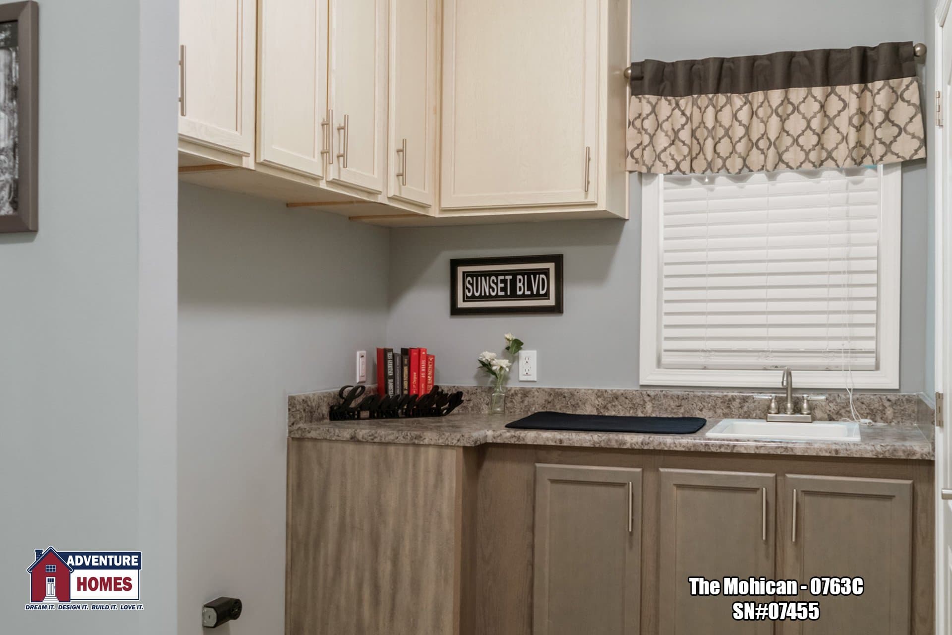 Mohican | 0763c interior home features