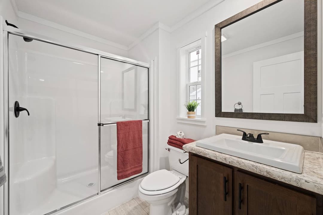 East point - invite bathroom home features