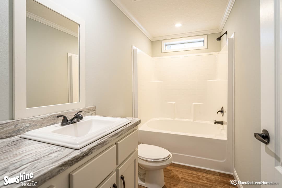 Pri3264-500 bathroom home features
