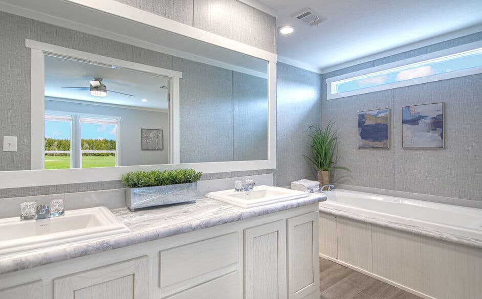 Trailblazer t76b bathroom home features