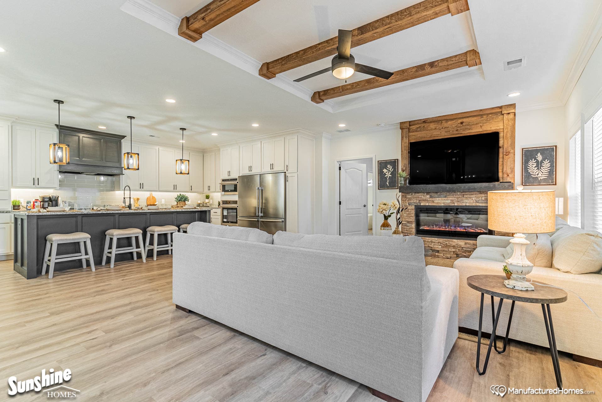 Pri3284-2058 "the talladega" interior home features