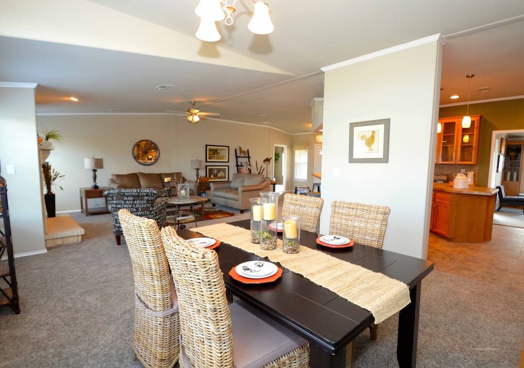 Hacienda ii 41664a interior home features