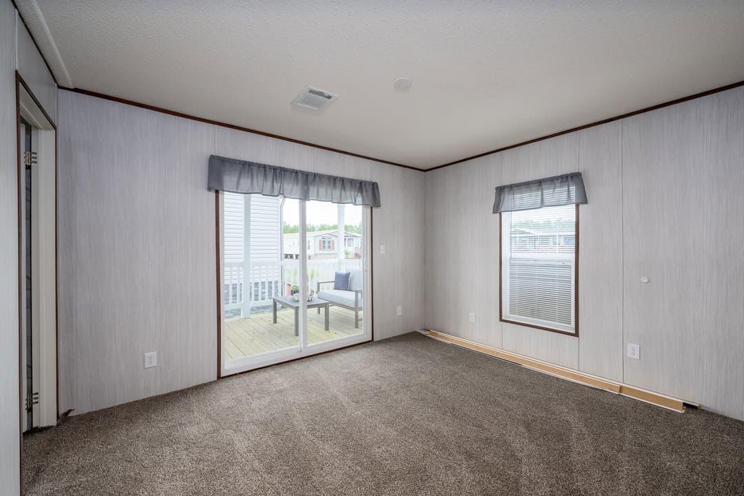 Mill creek bedroom home features