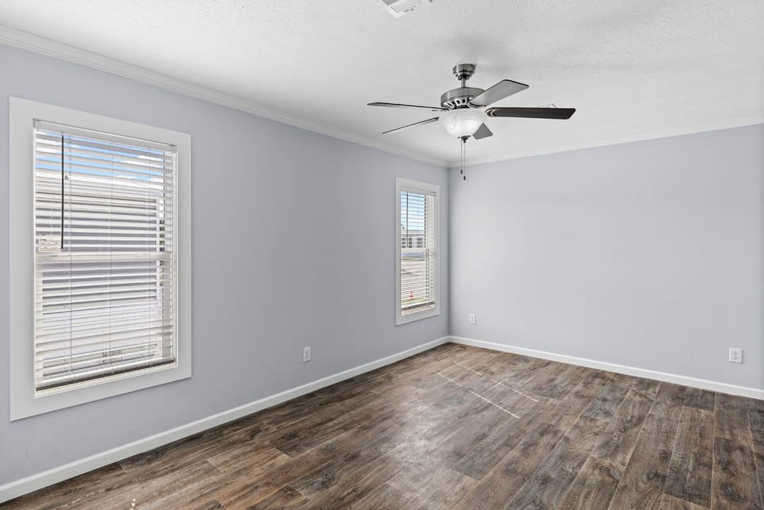 Sanibel bedroom home features