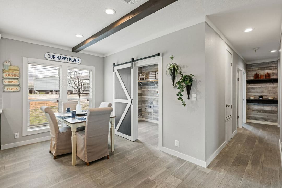 Horizon 30563z interior home features