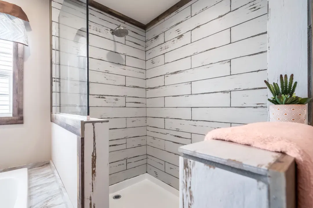 The tyra ii bathroom home features