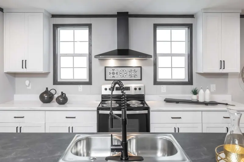 Embrace sunlight 233 kitchen home features