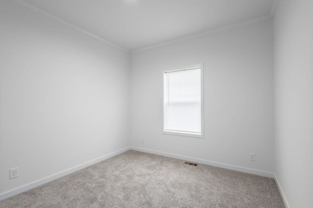 3w1075-p bedroom home features