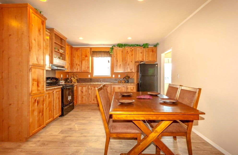 Heritage 30443e kitchen home features