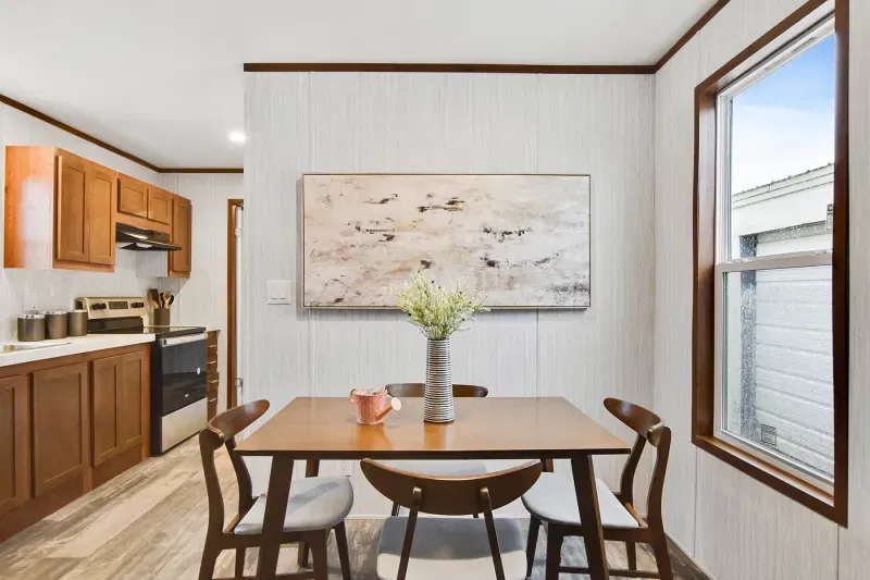 Express b117 interior home features