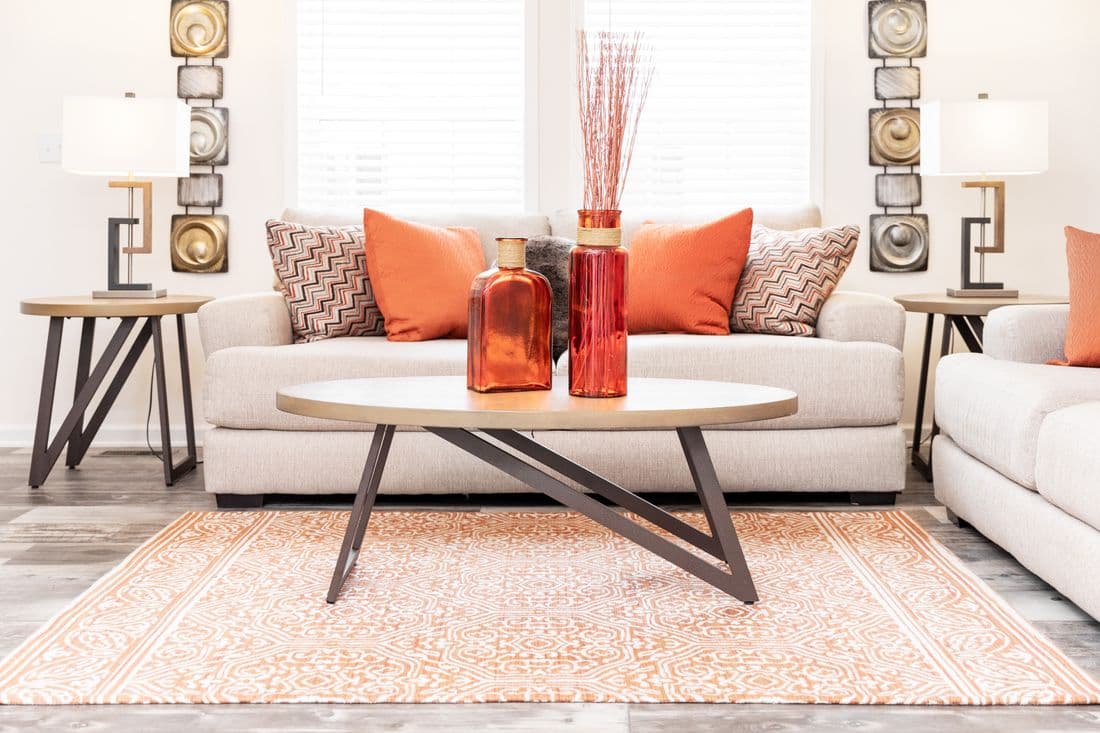 1444 carolina interior home features