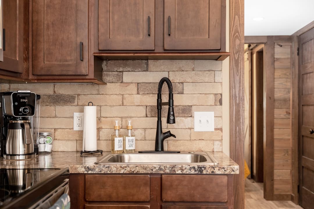 Bankhead kitchen home features
