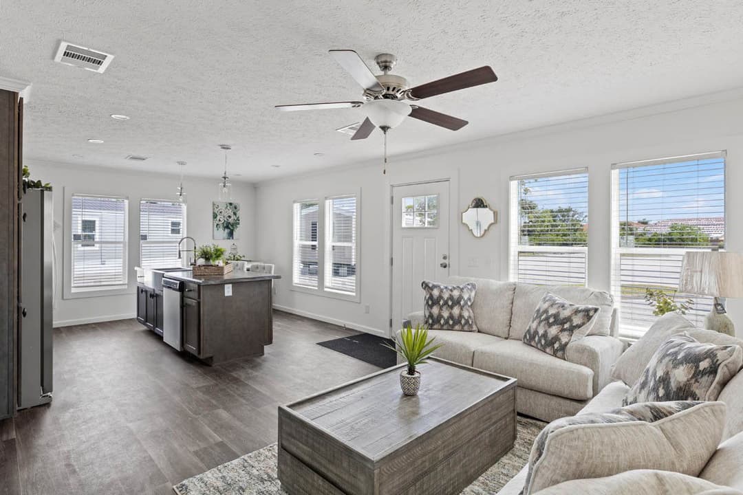 Seascape interior home features