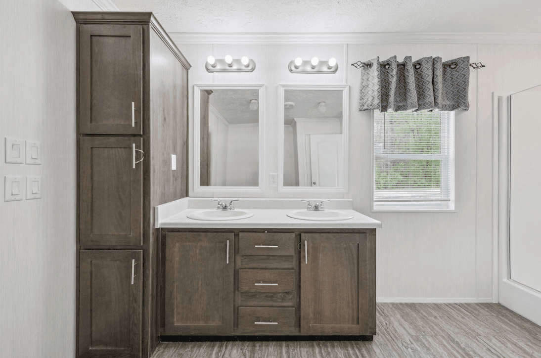 Md-62-32 rubicon bathroom home features