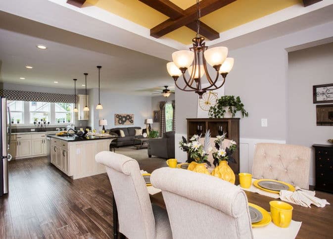 Baxter 42483a interior home features