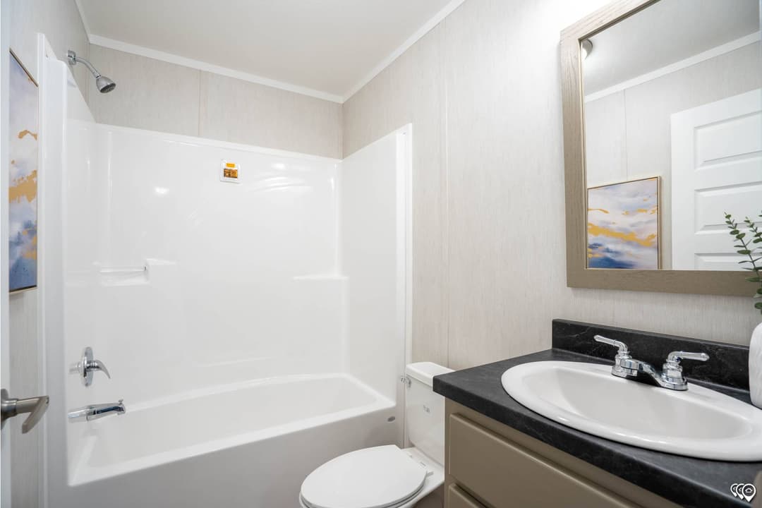 Arc1680-8018 bathroom home features