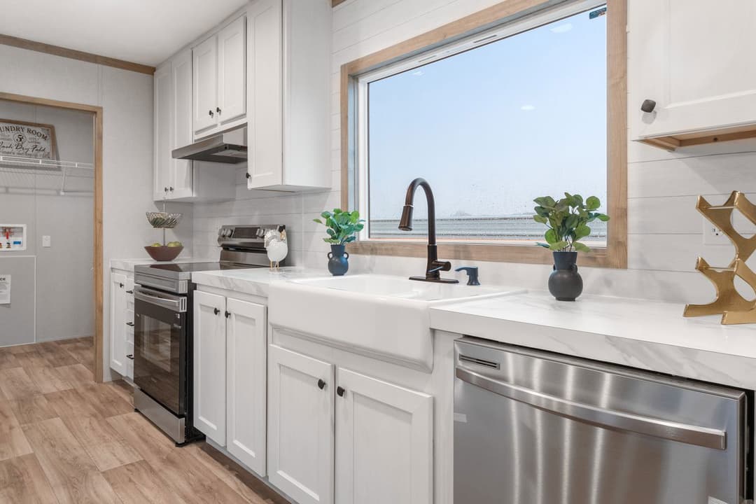 The choice kitchen home features