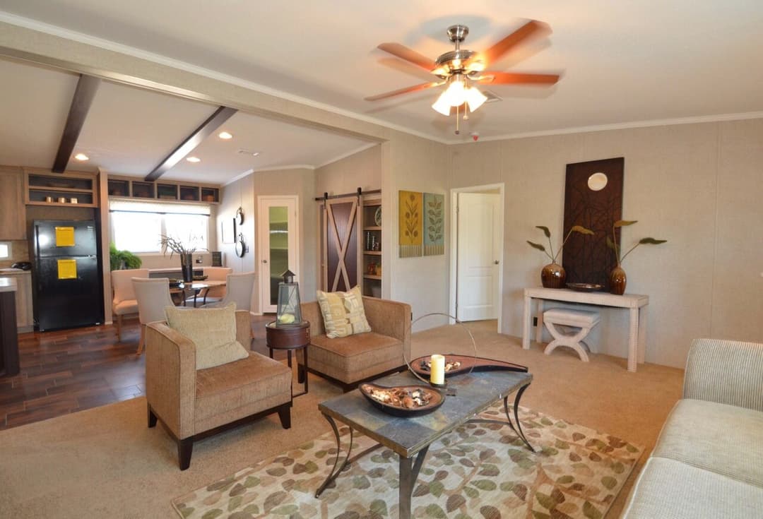 Kensington 28604k interior home features