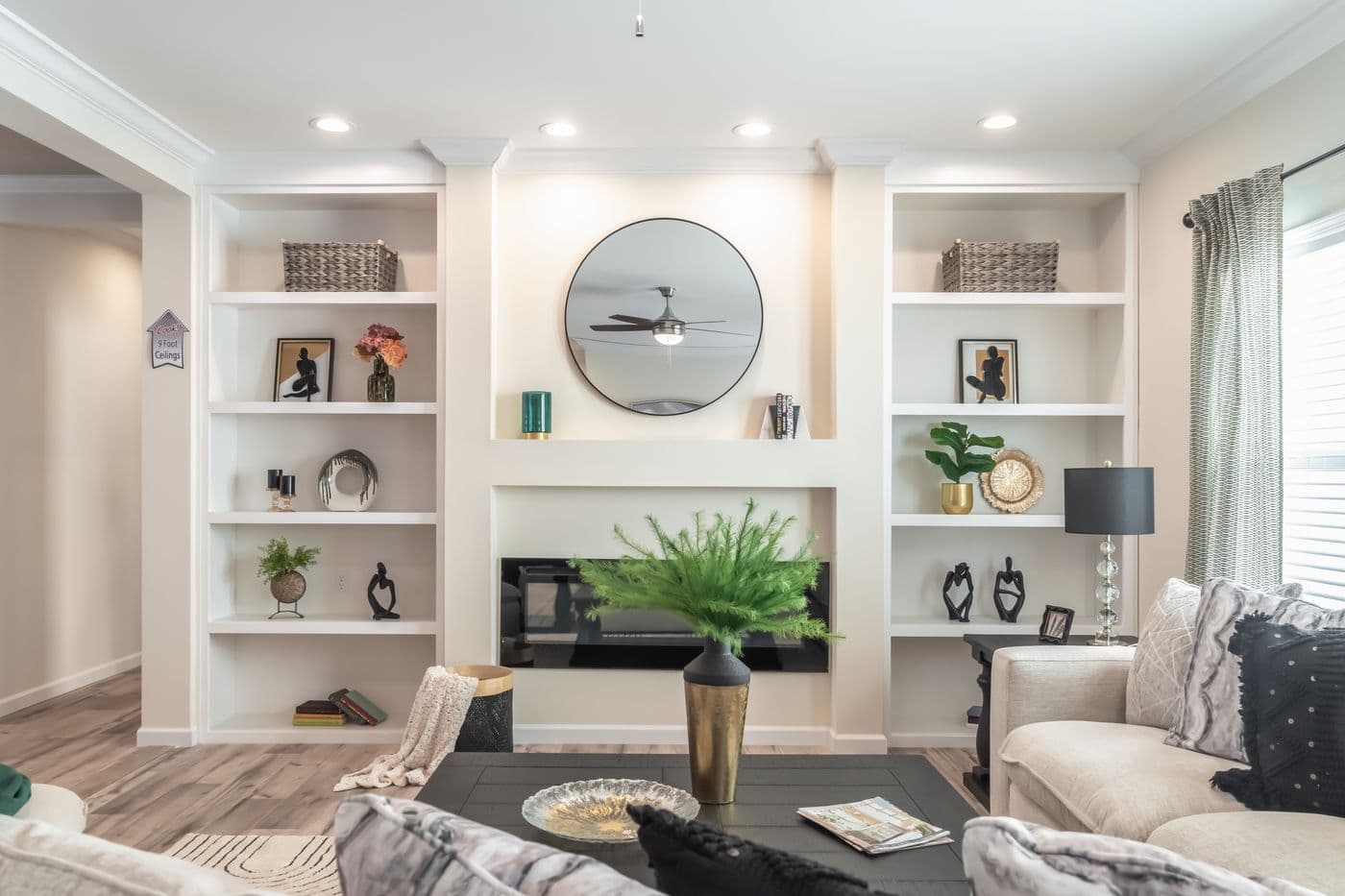 Super 68 elite interior home features