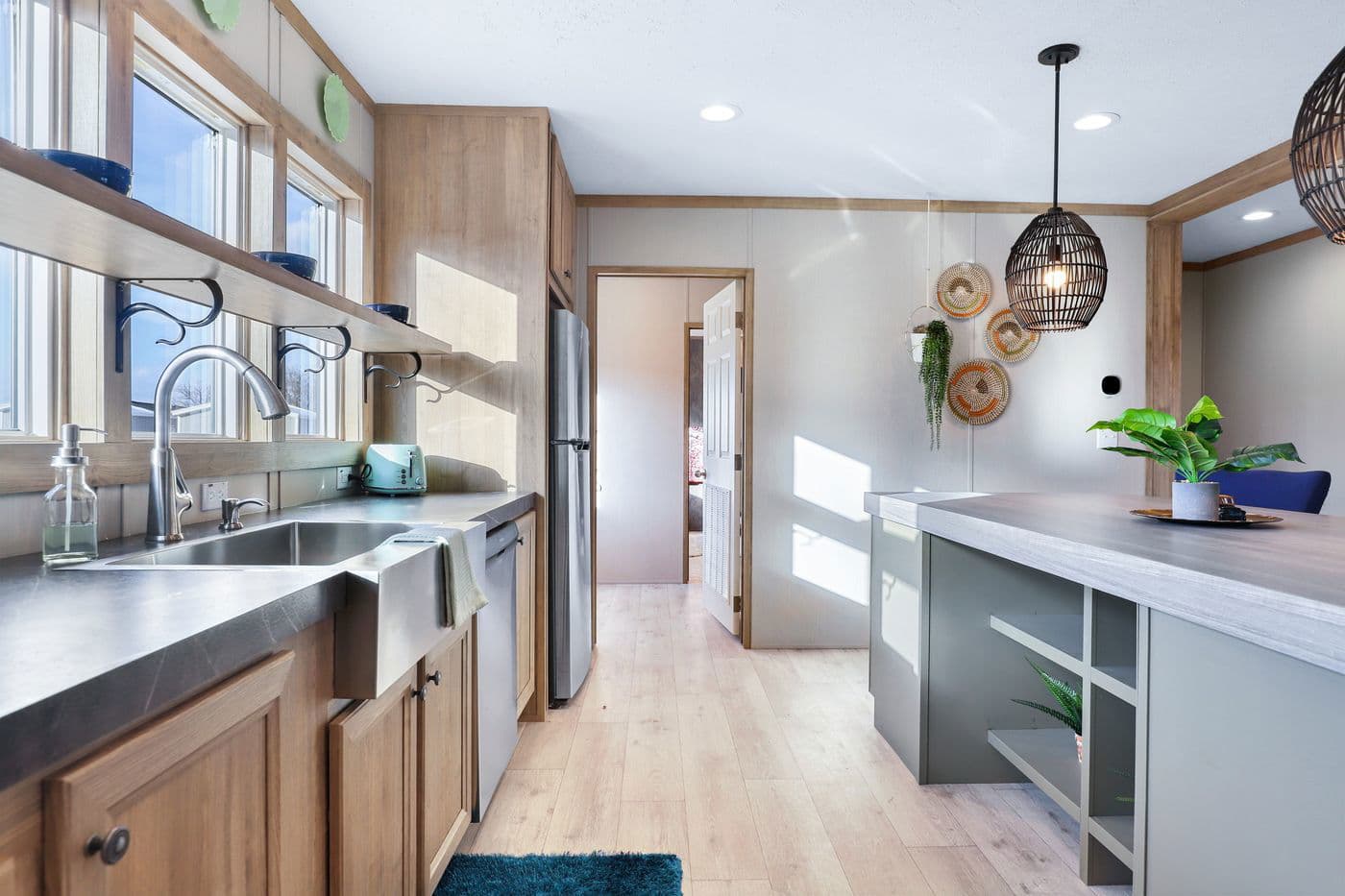 Bluebonnet breeze kitchen home features