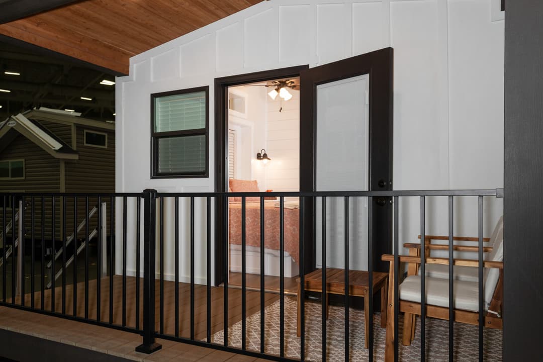 Kinlock exterior home features