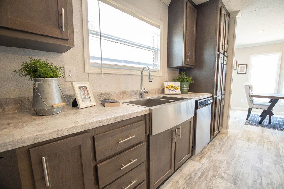 Juno kitchen home features