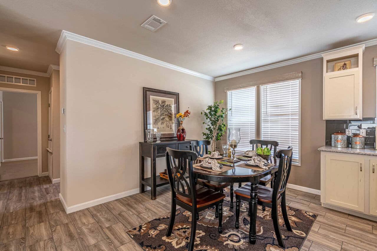 Urban homestead 28563c interior home features