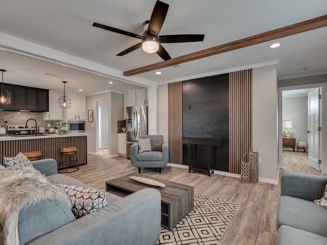 28603n interior home features