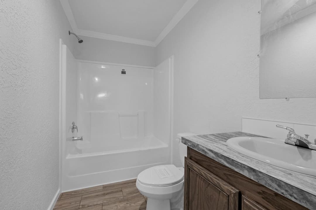 Topaz 28764a bathroom home features