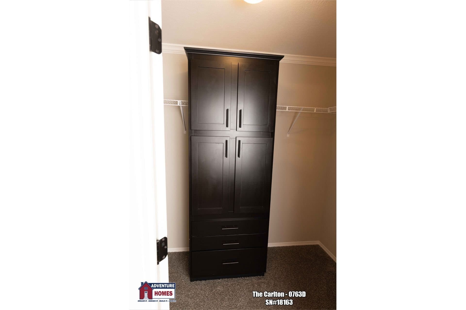 Carlton | 0763d interior home features