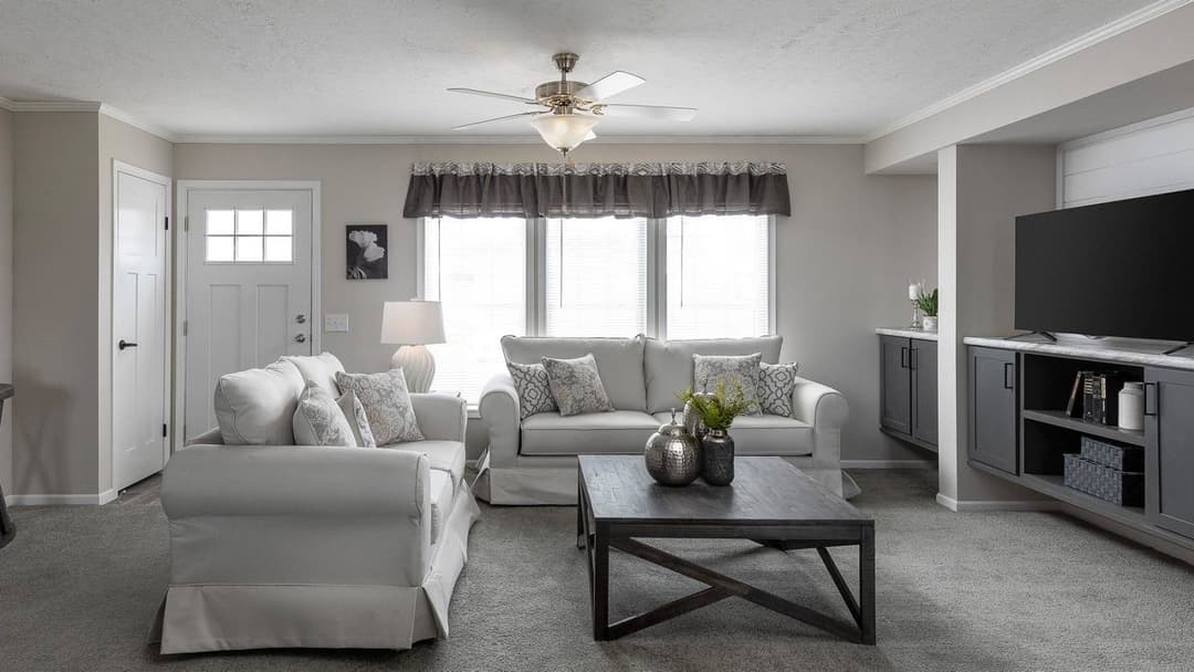 Orchid c410 interior home features