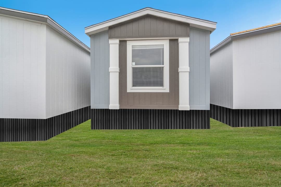 Verde ranch 14632n exterior home features