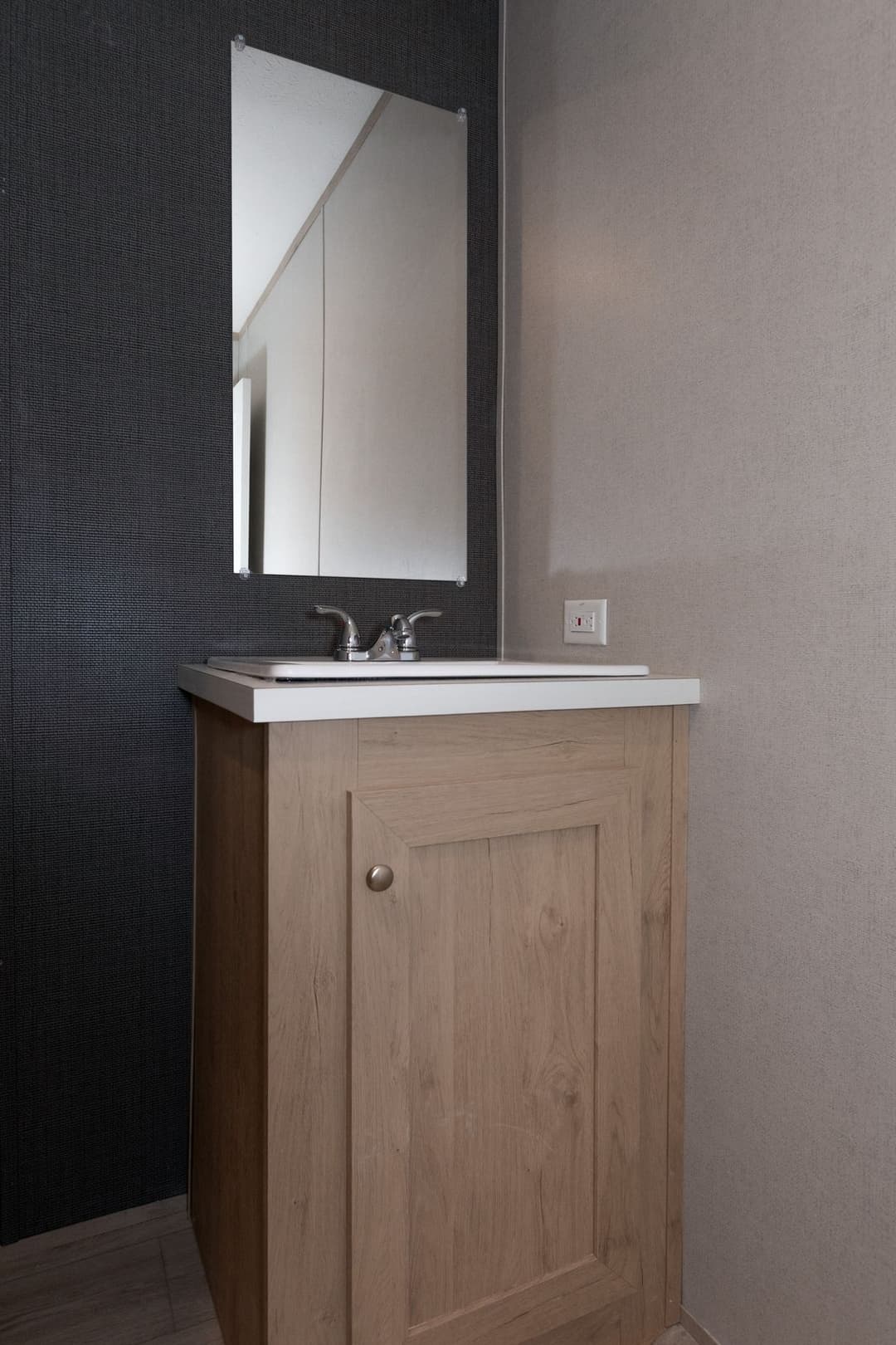 Blazer 48 a bathroom home features