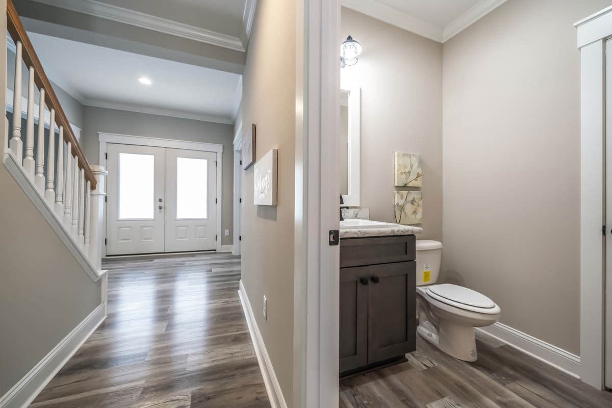 Tidewater cape bathroom home features